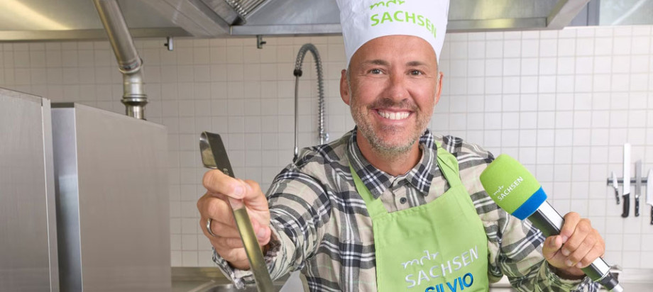 Sachsenradio-Morgenmoderator Silvio Zschage freut sich über die Lieblings-Rezepte der Hörenden.
